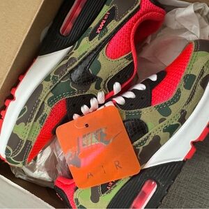 Nike Air Max 90 SP Red Box Packaging